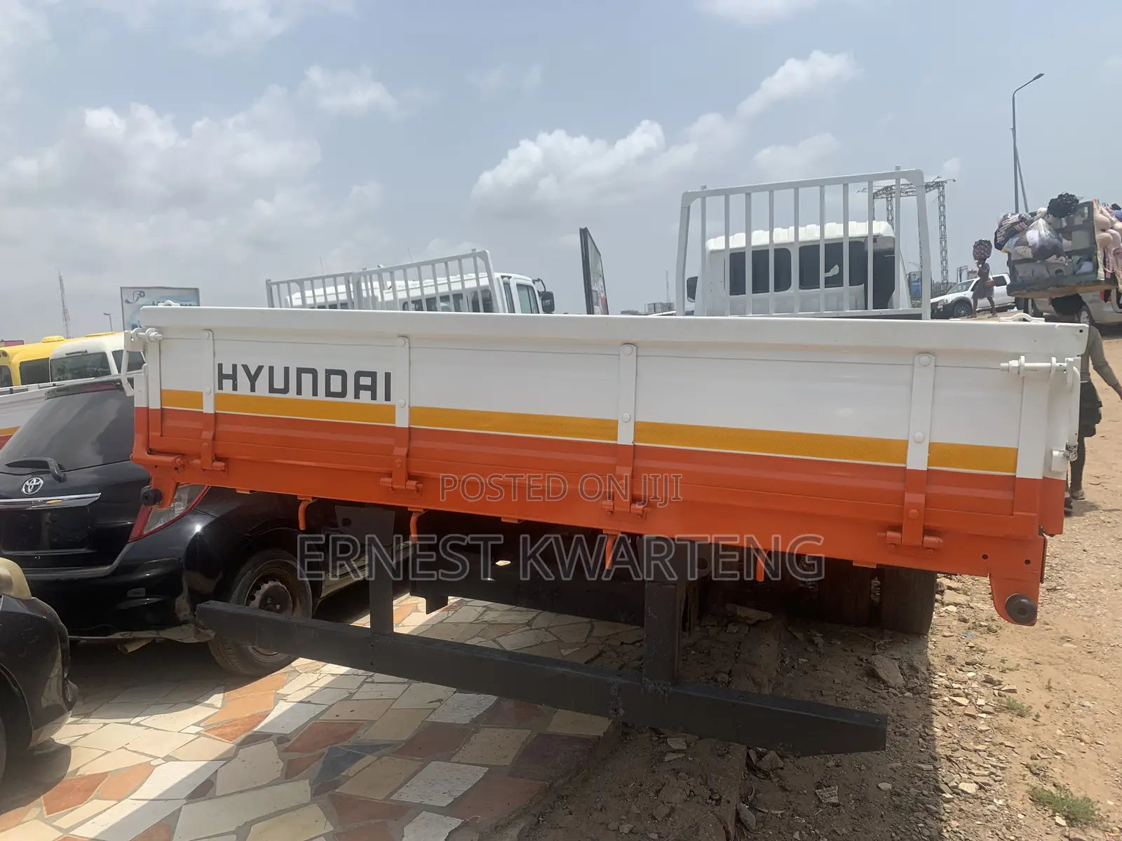 Hyundai 5 Tons 6 Holes 395,000 and 8 Holes 480,000