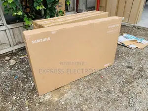 Ultimate Convenience Uhd Samsung Tv 55”Du7000