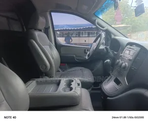 Hyundai FB 2015 Silver
