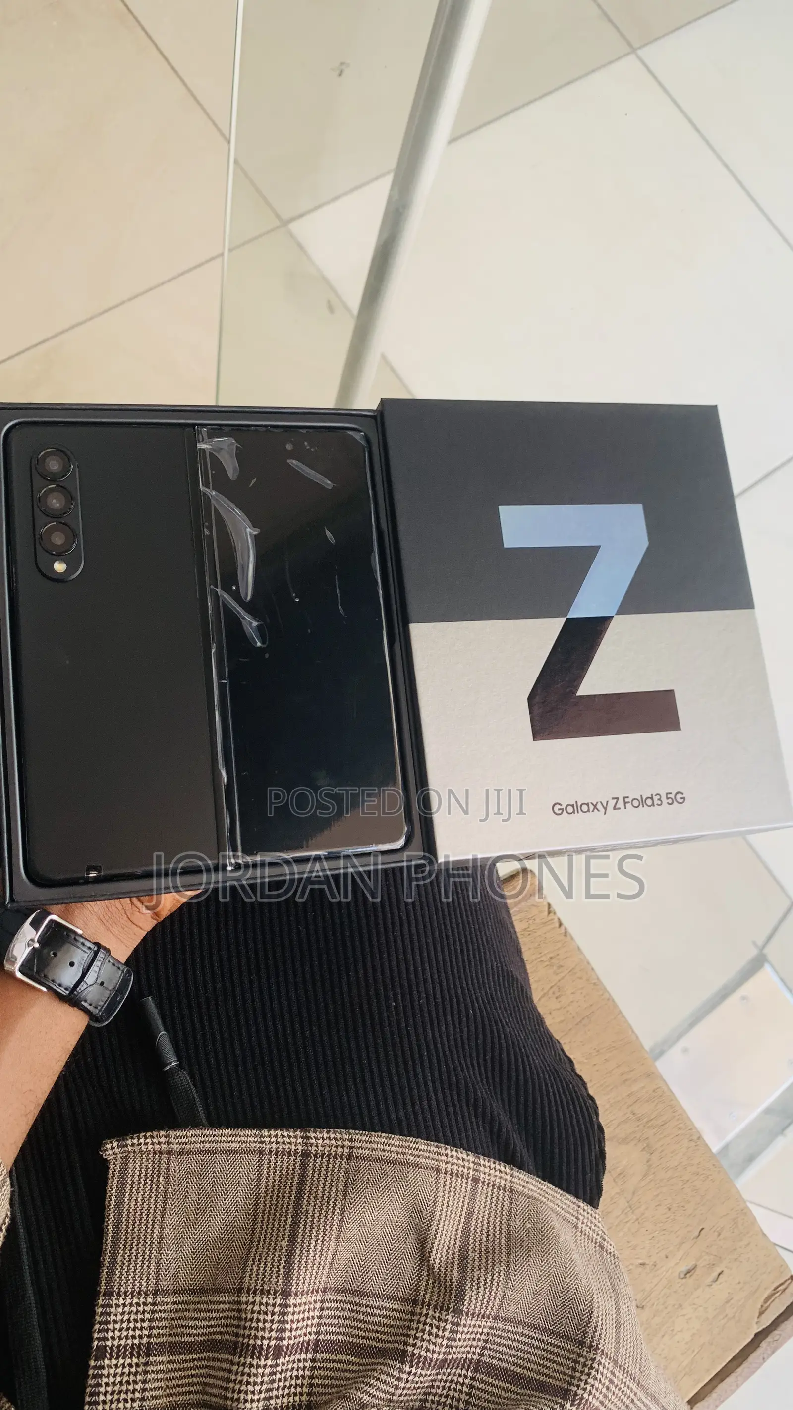 New Samsung Galaxy Z Fold 3 256 GB Black