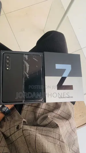 New Samsung Galaxy Z Fold 3 256 GB Black