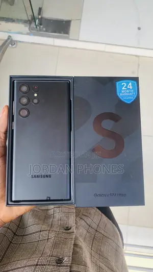New Samsung Galaxy S22 Ultra 5G 128 GB Black