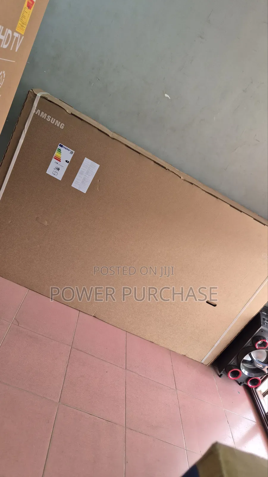 Bright Samsung Television Q60d 85 Inches
