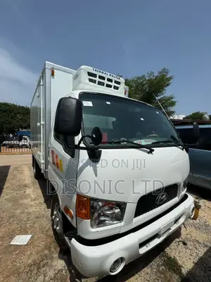 Hyundai Avante 2015 White