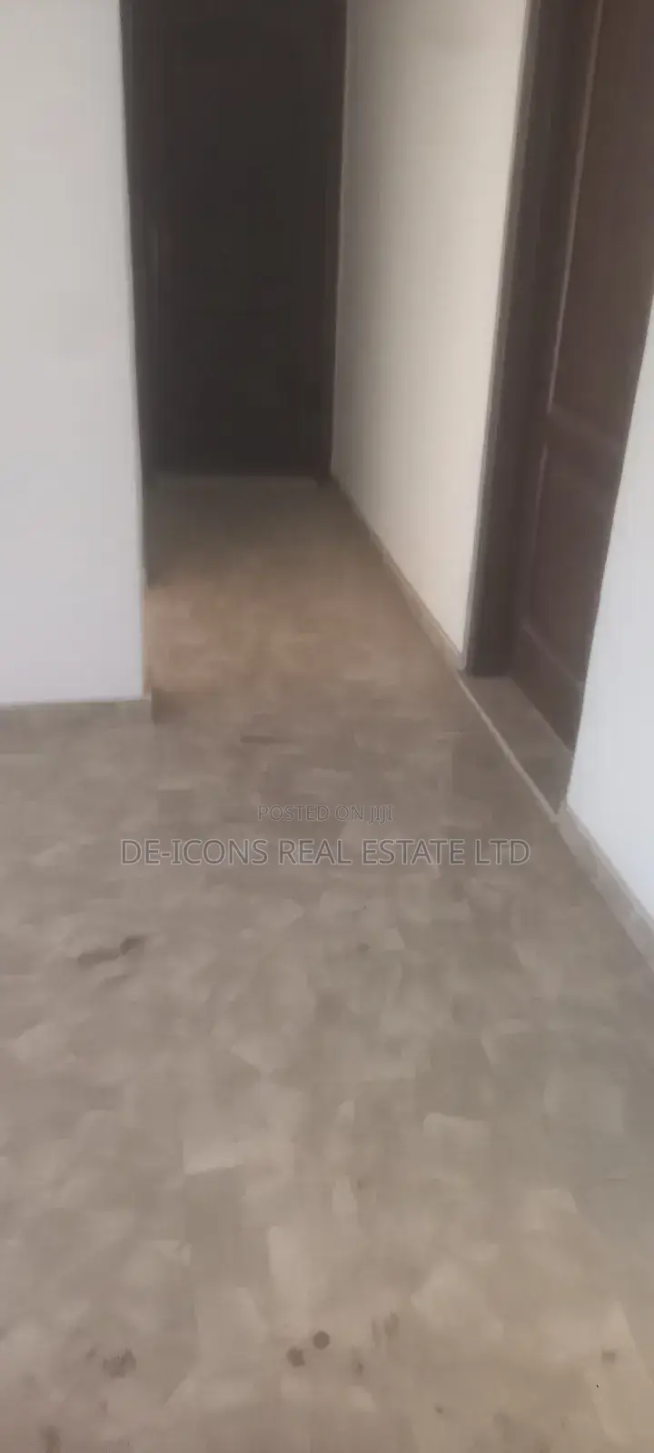 1bdrm Duplex in De-Icons Real Estate, Awutu Senya East Municipal