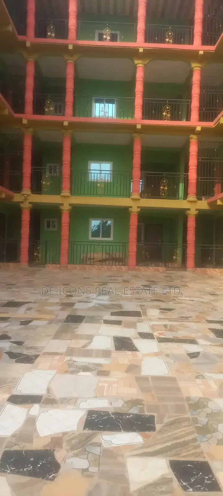 1bdrm Duplex in De-Icons Real Estate, Awutu Senya East Municipal