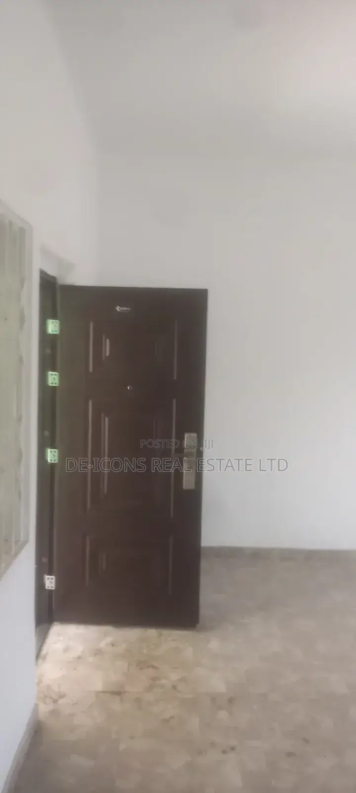 1bdrm Duplex in De-Icons Real Estate, Awutu Senya East Municipal