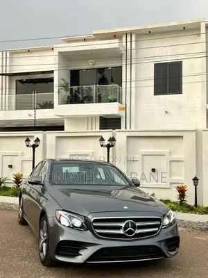 Mercedes-Benz E300 2017 Gray