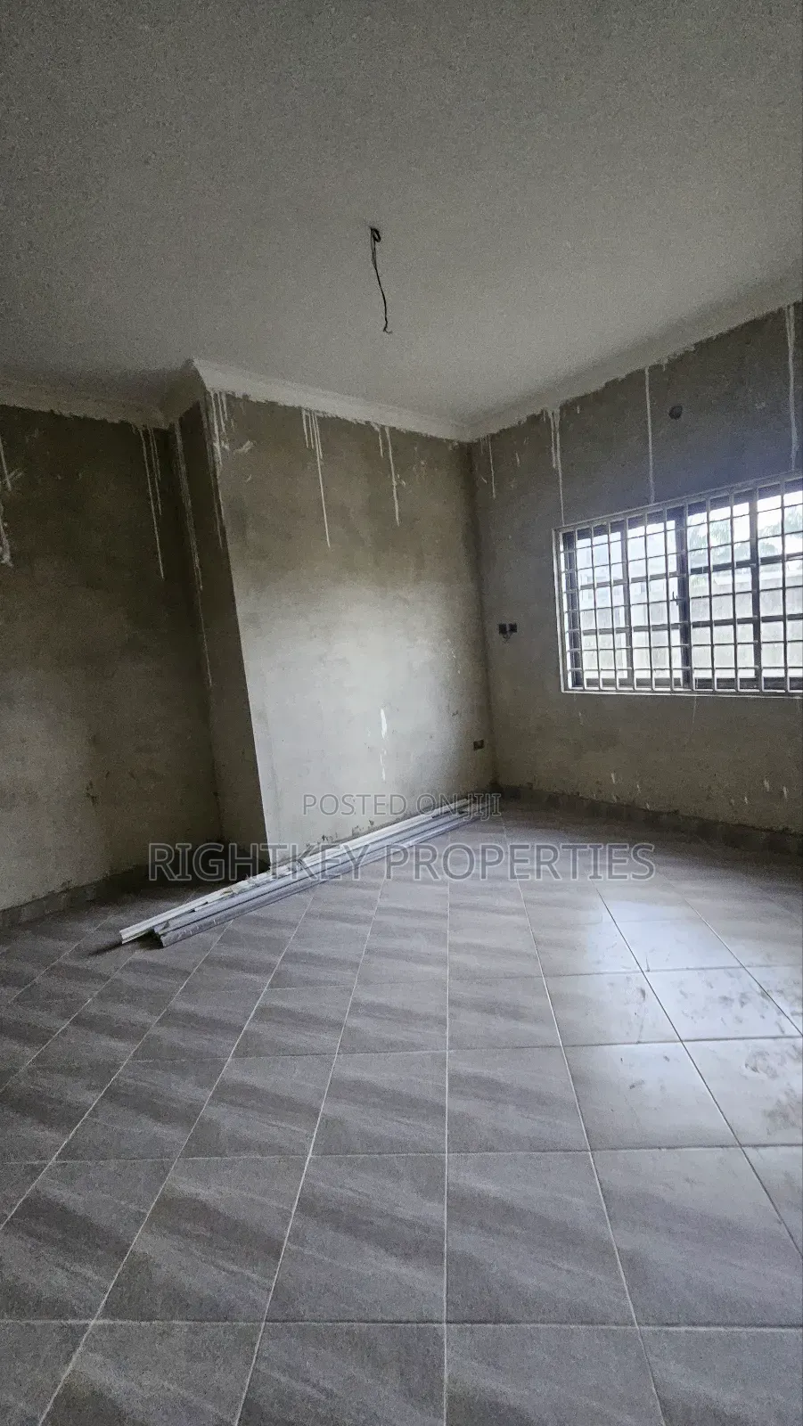 3bdrm House in Appiadu Kokoben, Kumasi Metropolitan for sale