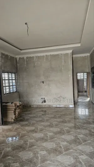 3bdrm House in Appiadu Kokoben, Kumasi Metropolitan for sale