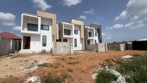 2bdrm Duplex in Wisawisa Grgroup, Accra Metropolitan for sale
