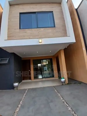 3bdrm Duplex in Oyarifa for rent