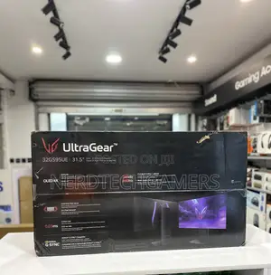 Lg Ultragear Oled 31.5" HDR 240 Hz Gaming Monitor