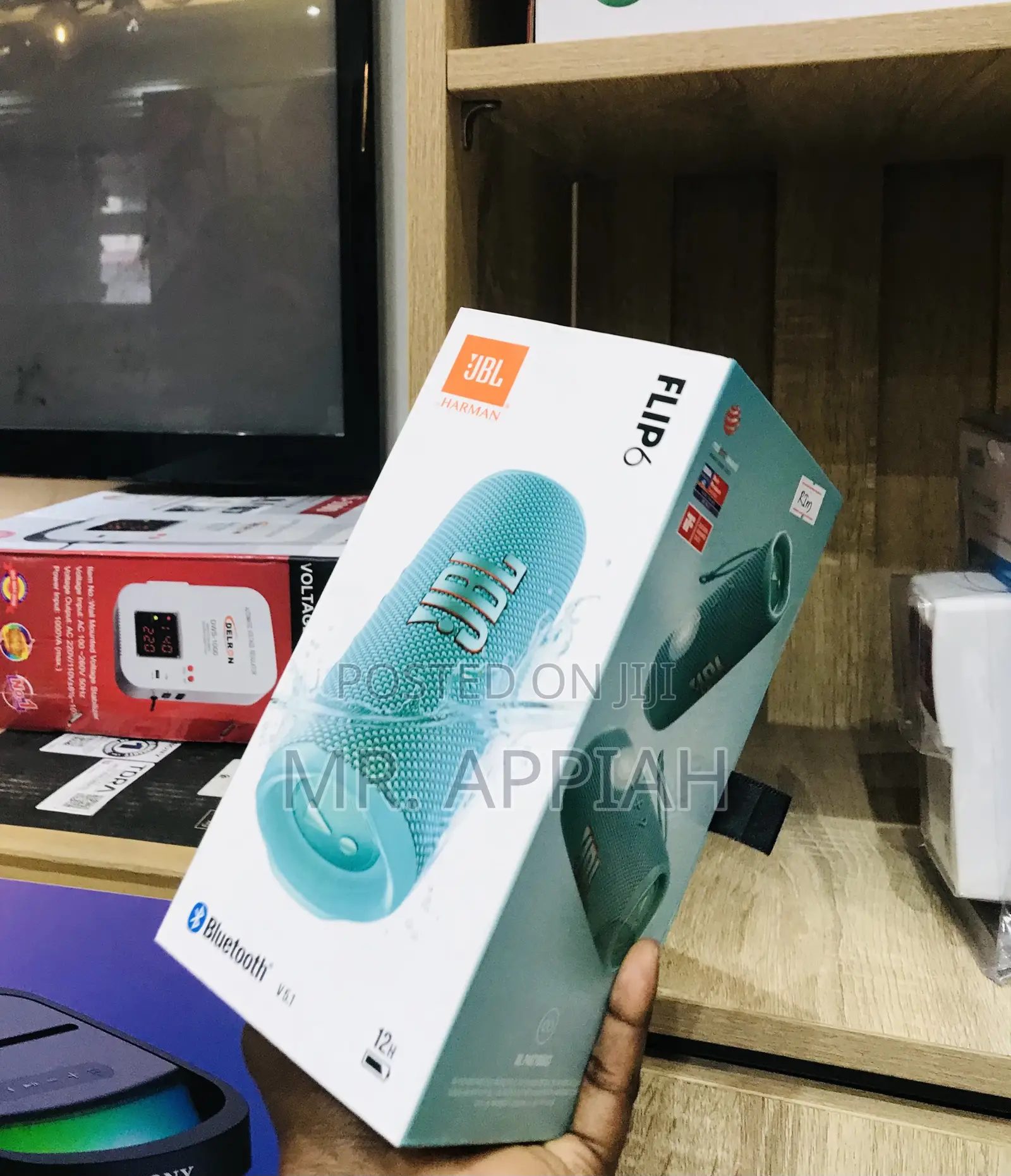 Unique in Box JBL Flip 6 Wireless Speaker,Turquoise Green.