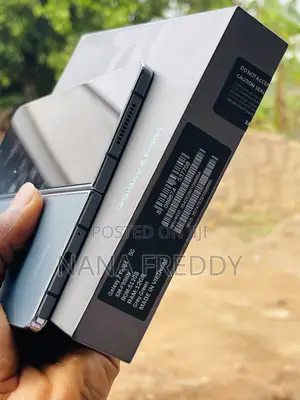 Samsung Galaxy Z Fold4 256 GB Gray
