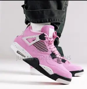 Jordan Retro 4 Pick White and Black