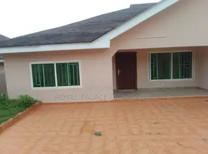 3bdrm House in Amrahia, Adenta for rent