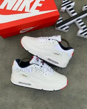 White Nike Airmax