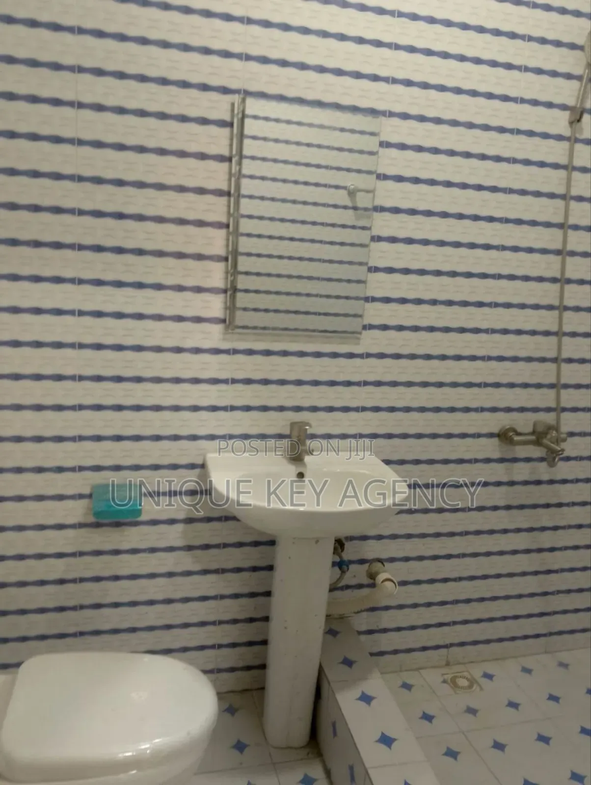 3bdrm Apartment in Unique Key Agency, West Legon for rent