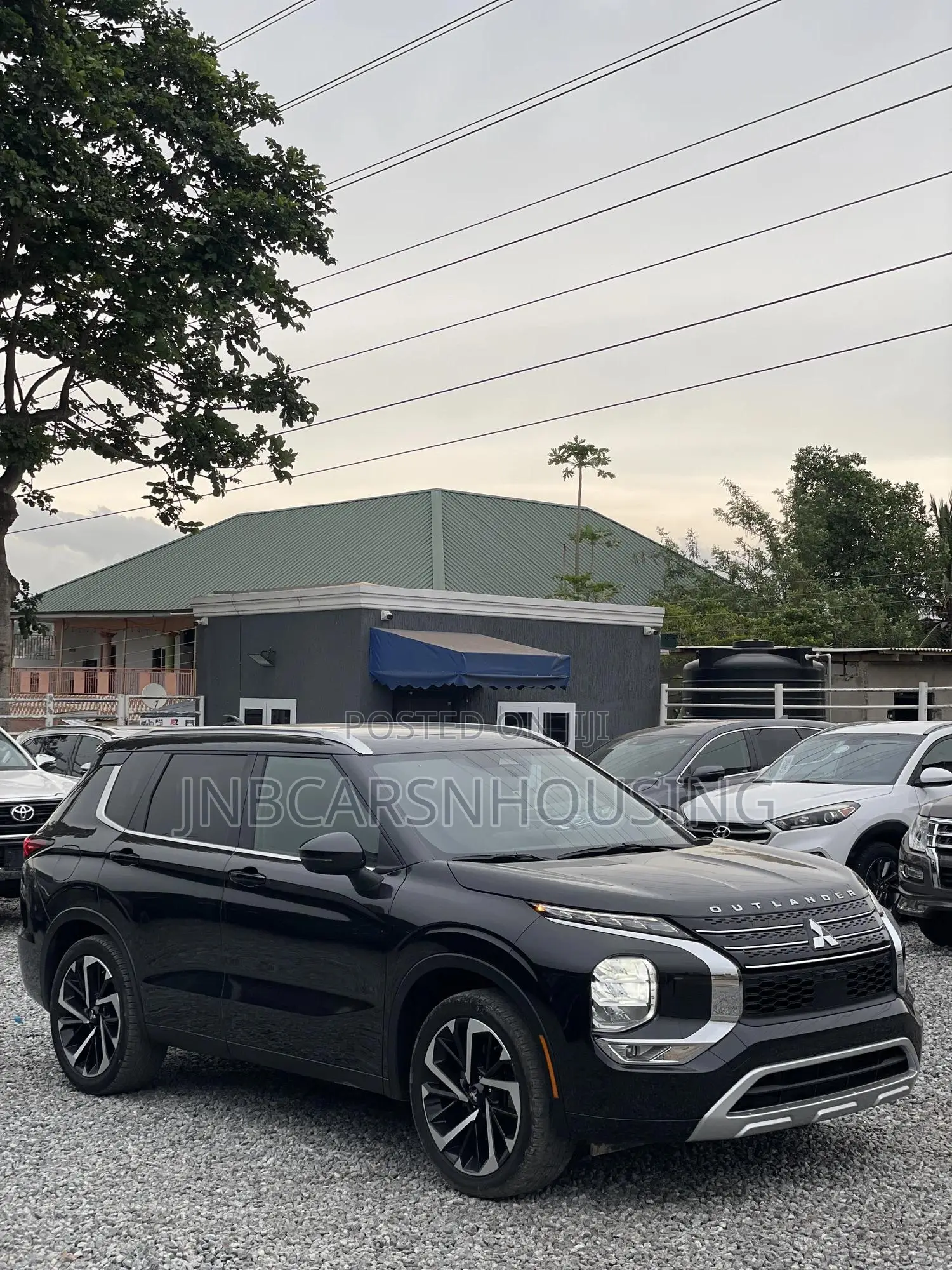 Mitsubishi Outlander SEL Launch Edition 2022 Black