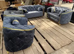 Tufted Sofa Sets With Pillows (Cash on Delivery)