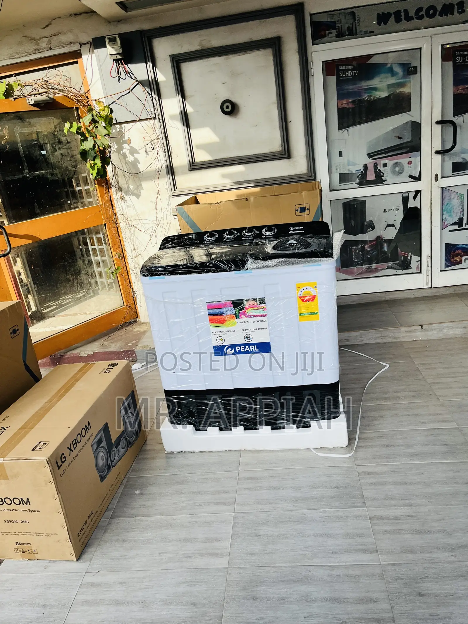 Get Designed Pearl 18kg Top Load Washing Machine.