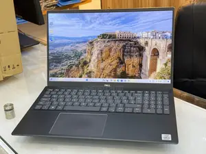 Laptop Dell Vostro 15 5000 8GB Intel Core I5 SSD 256GB