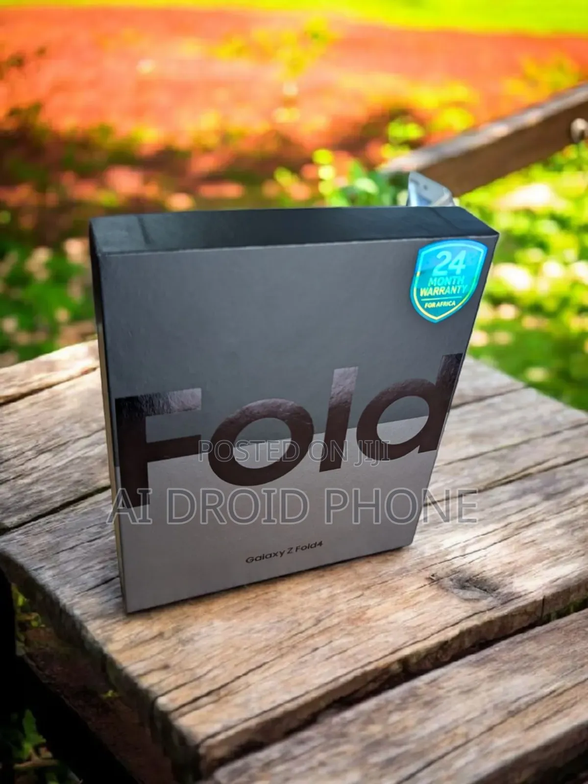 New Samsung Galaxy Z Fold4 256 GB Gold