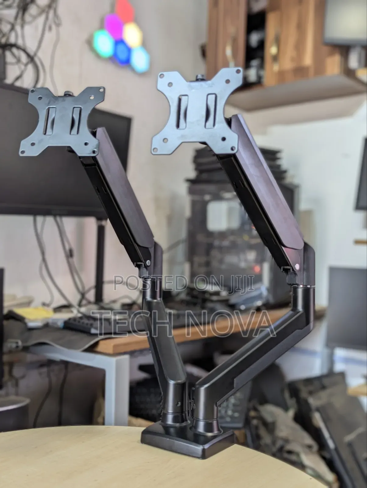Desktop Double Monitor Mount