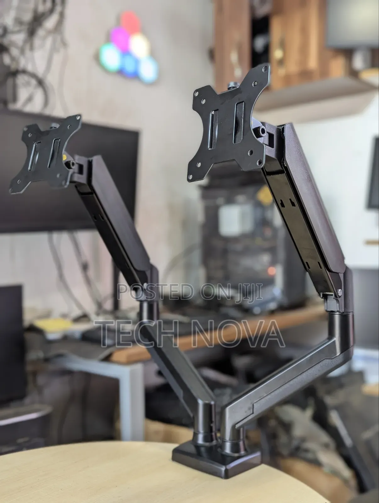 Desktop Double Monitor Mount