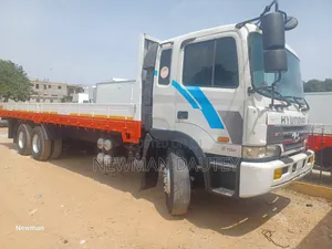 Hyundai Heavy-Duty Truck 14ton