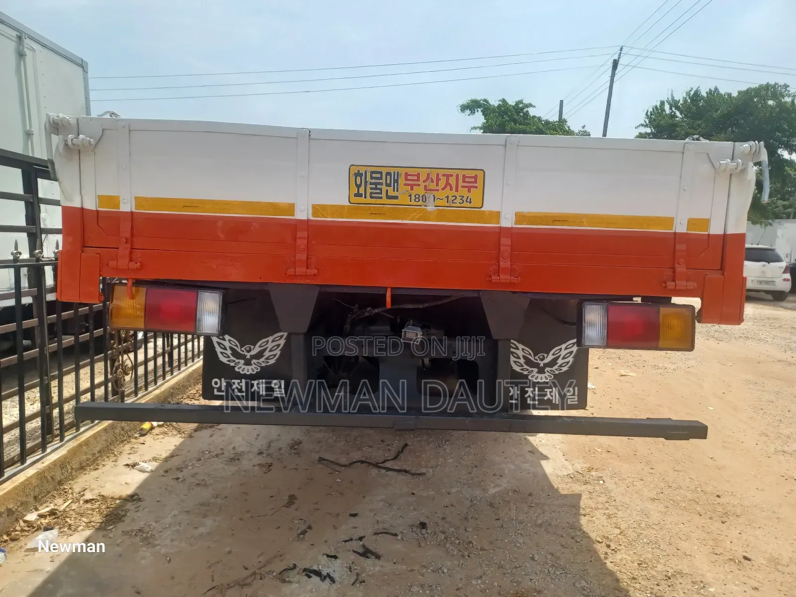 Hyundai Heavy-Duty Truck 14ton
