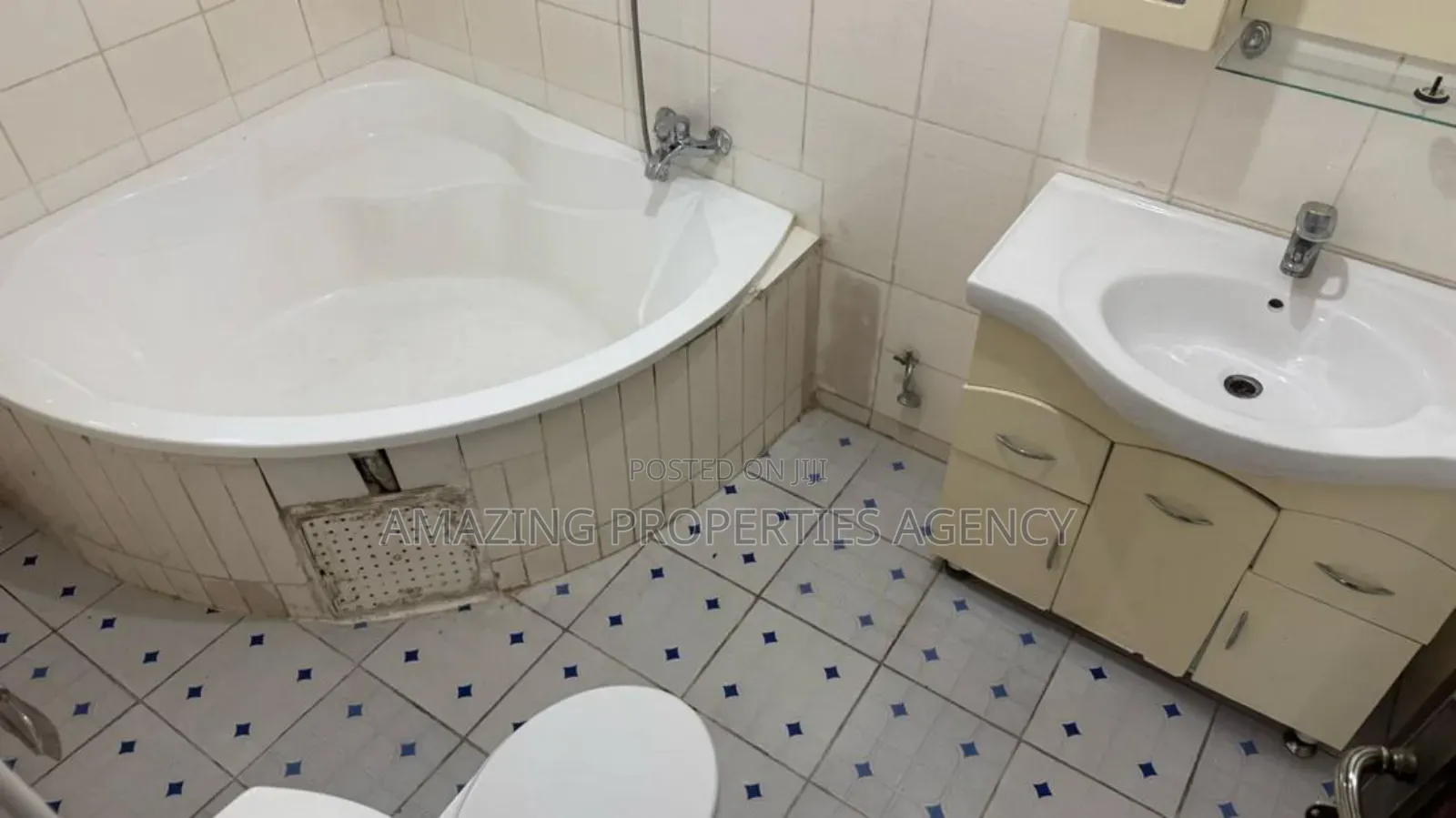 3bdrm House in Spintex for rent