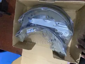 Toyota Hilux Back Brake Shoes 2015 Upwards