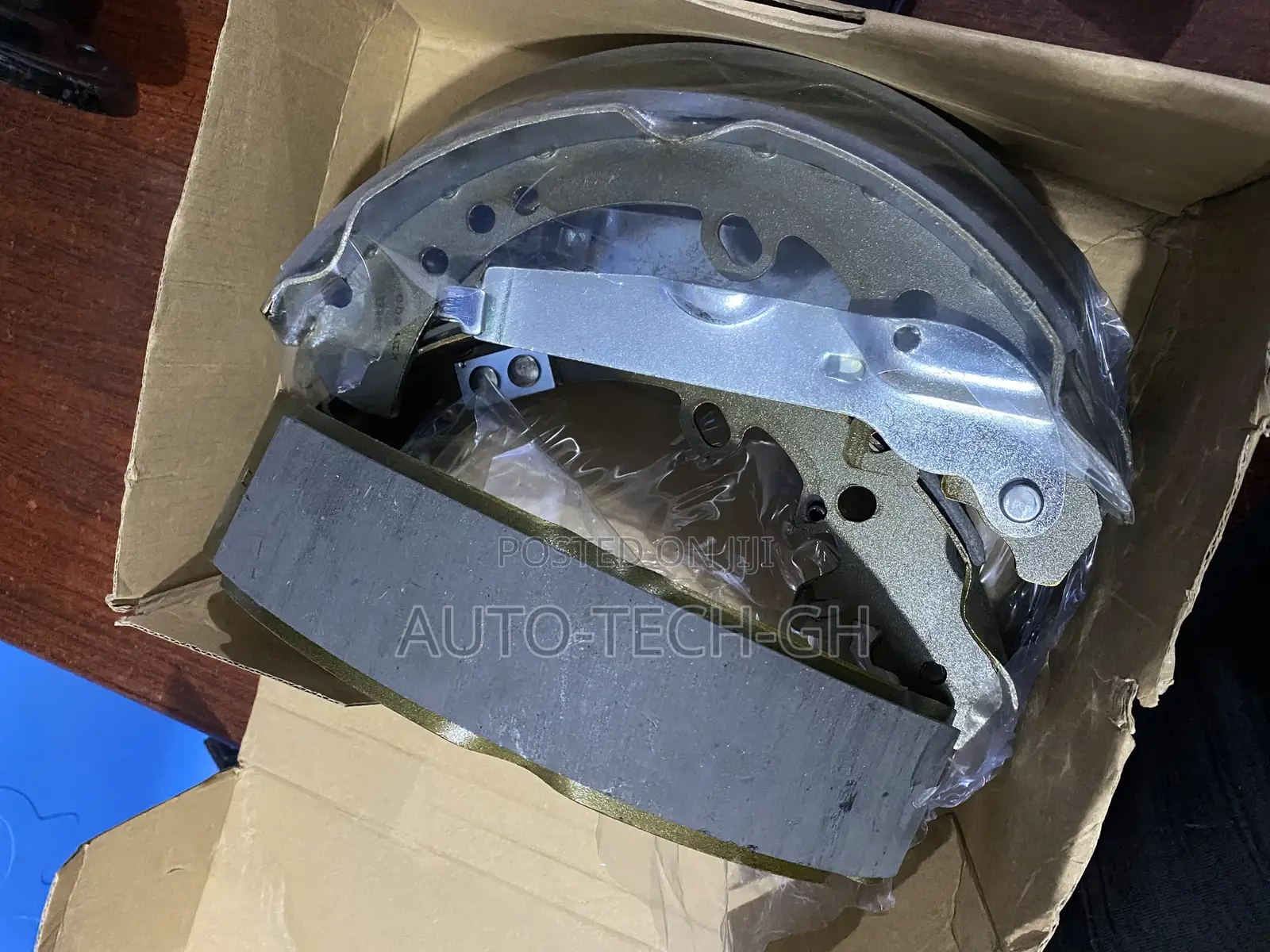 Toyota Hilux Back Brake Shoes 2015 Upwards