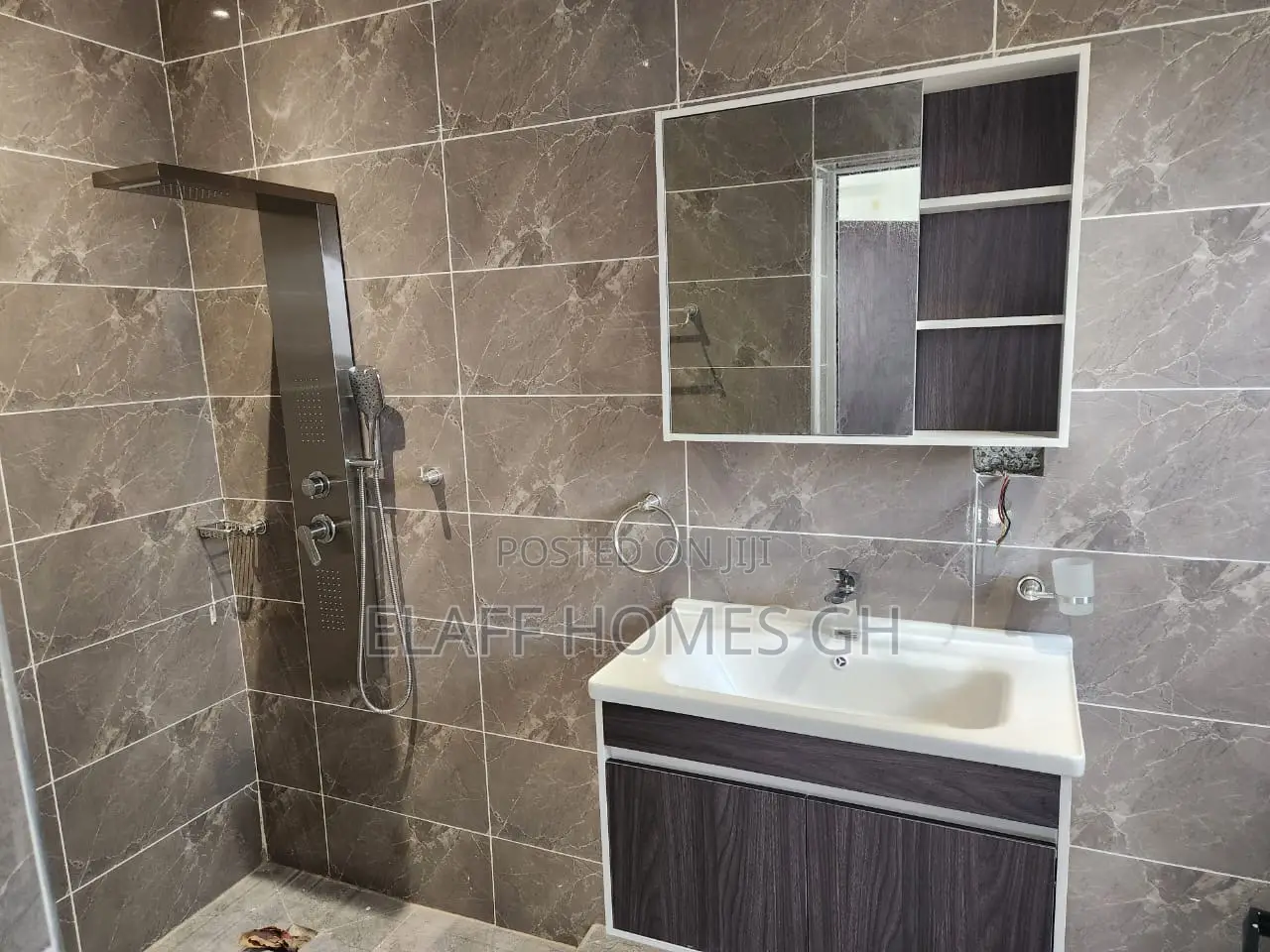 2bdrm Apartment in Elaffhomesgh, East Legon for rent