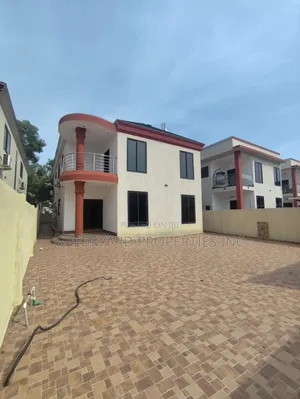 5bdrm House in American House, East Legon for sale