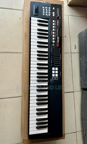 Roland XPS 10 Synthesizer Keyboard [Black]