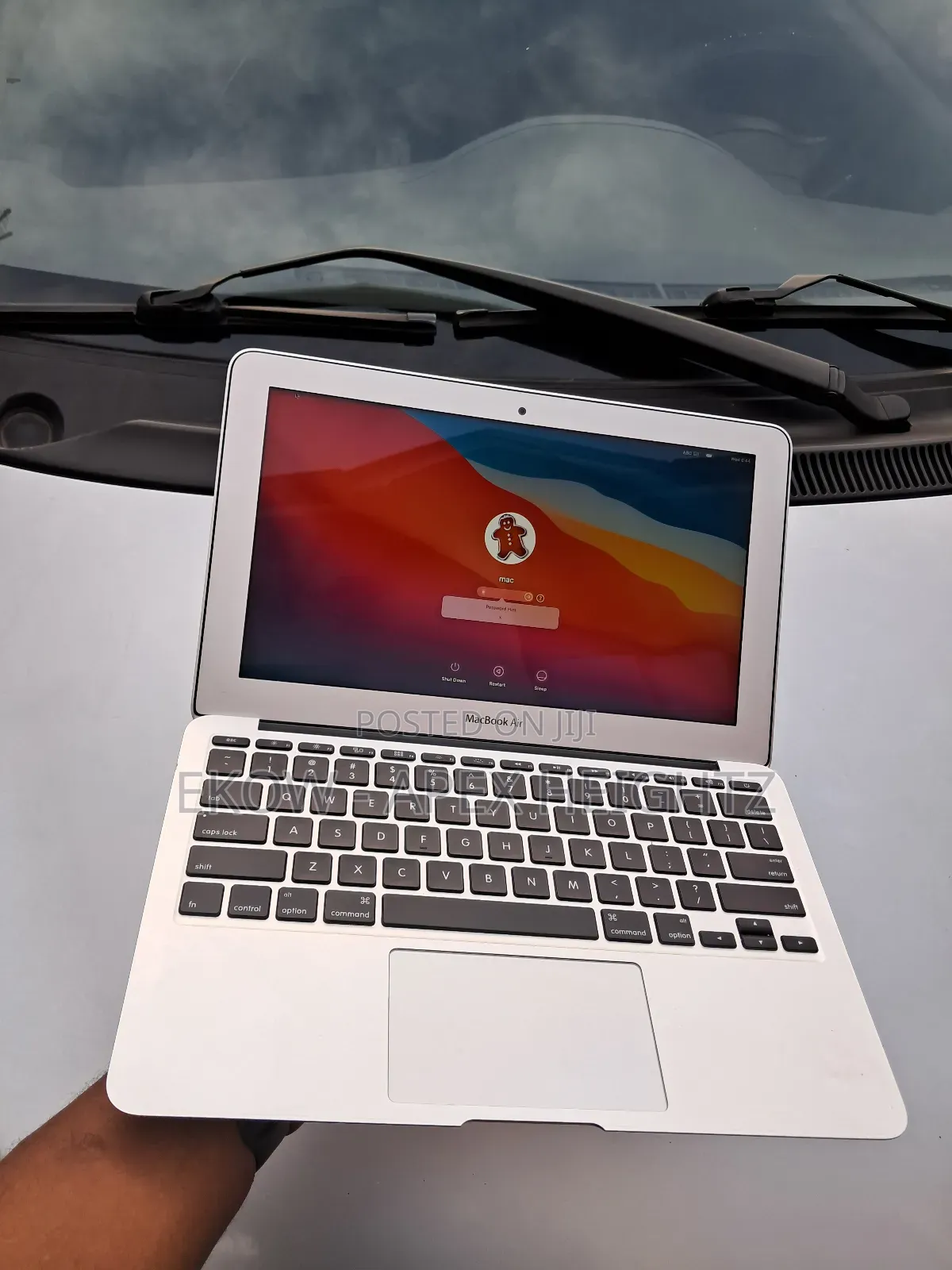 Laptop Apple MacBook Air 4GB Intel Core i5 SSD 128GB