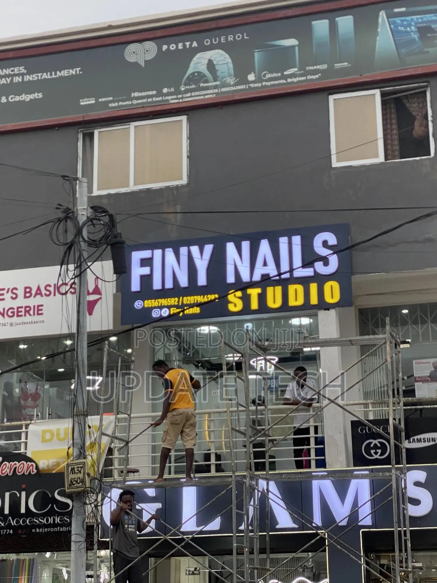 Finy Nails 3d Signage