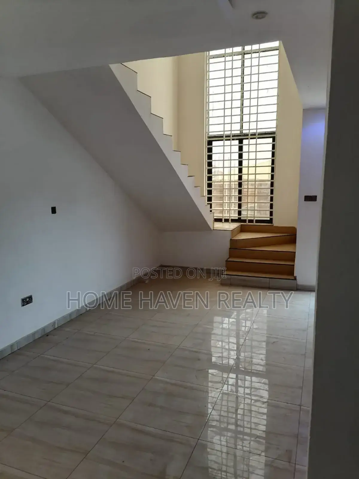 4bdrm House in Stadium, Amasaman for sale