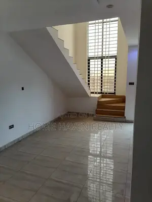 4bdrm House in Stadium, Amasaman for sale