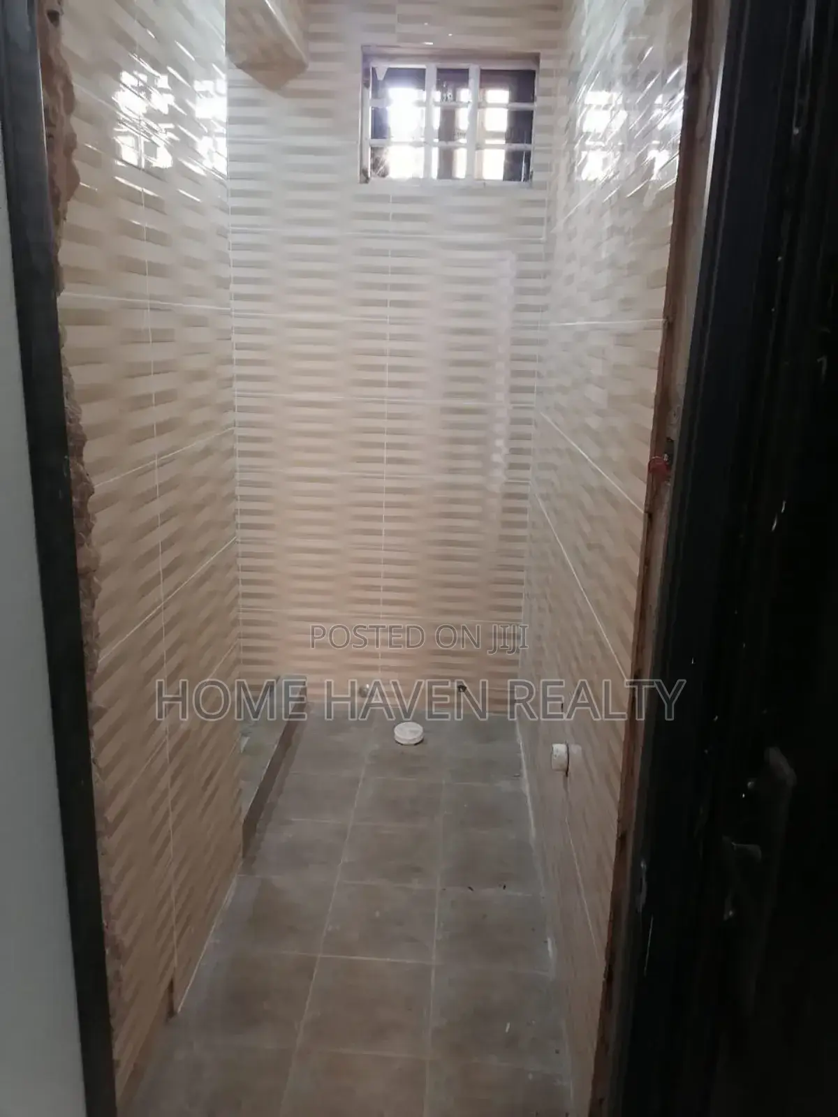 4bdrm House in Stadium, Amasaman for sale