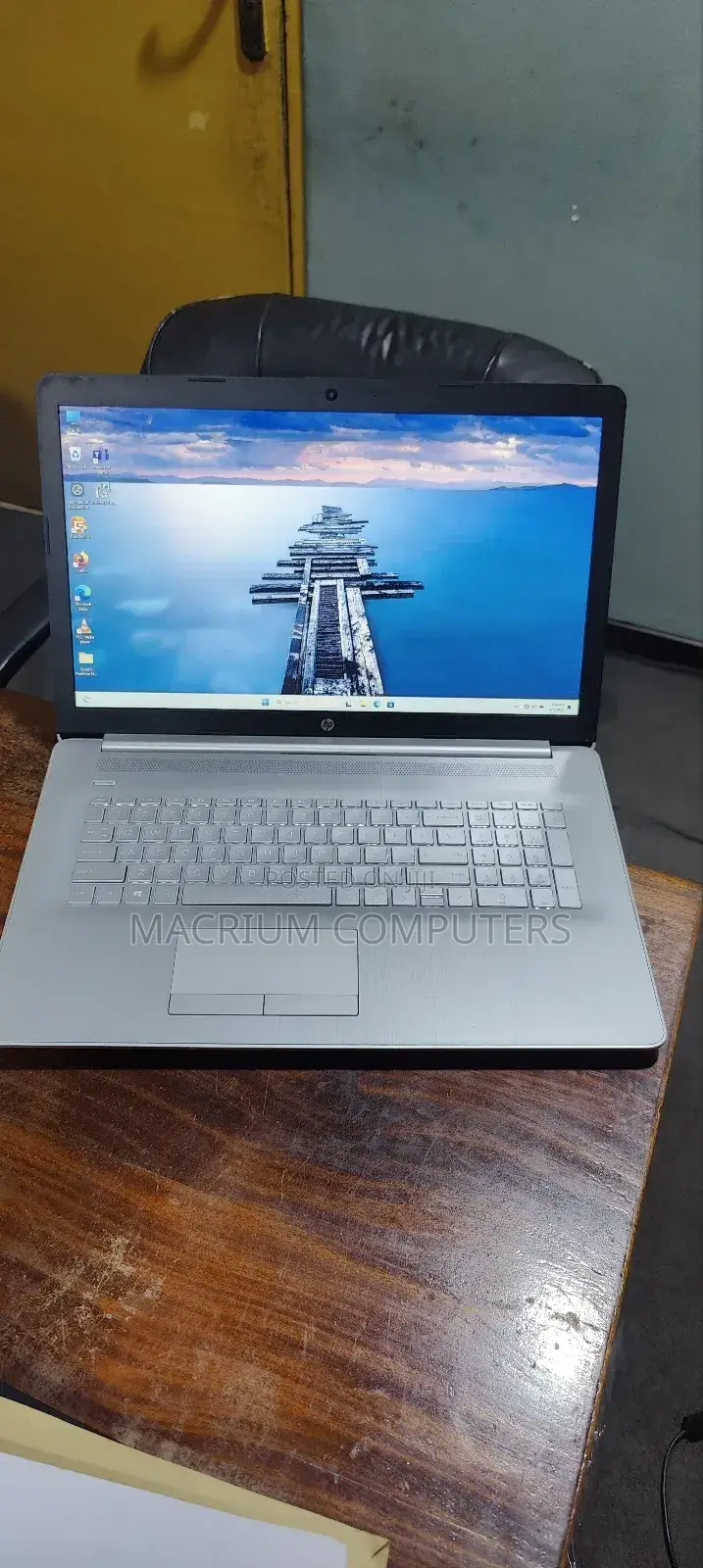 Laptop HP Pavilion 17 8GB Intel Core I5 SSD 256GB