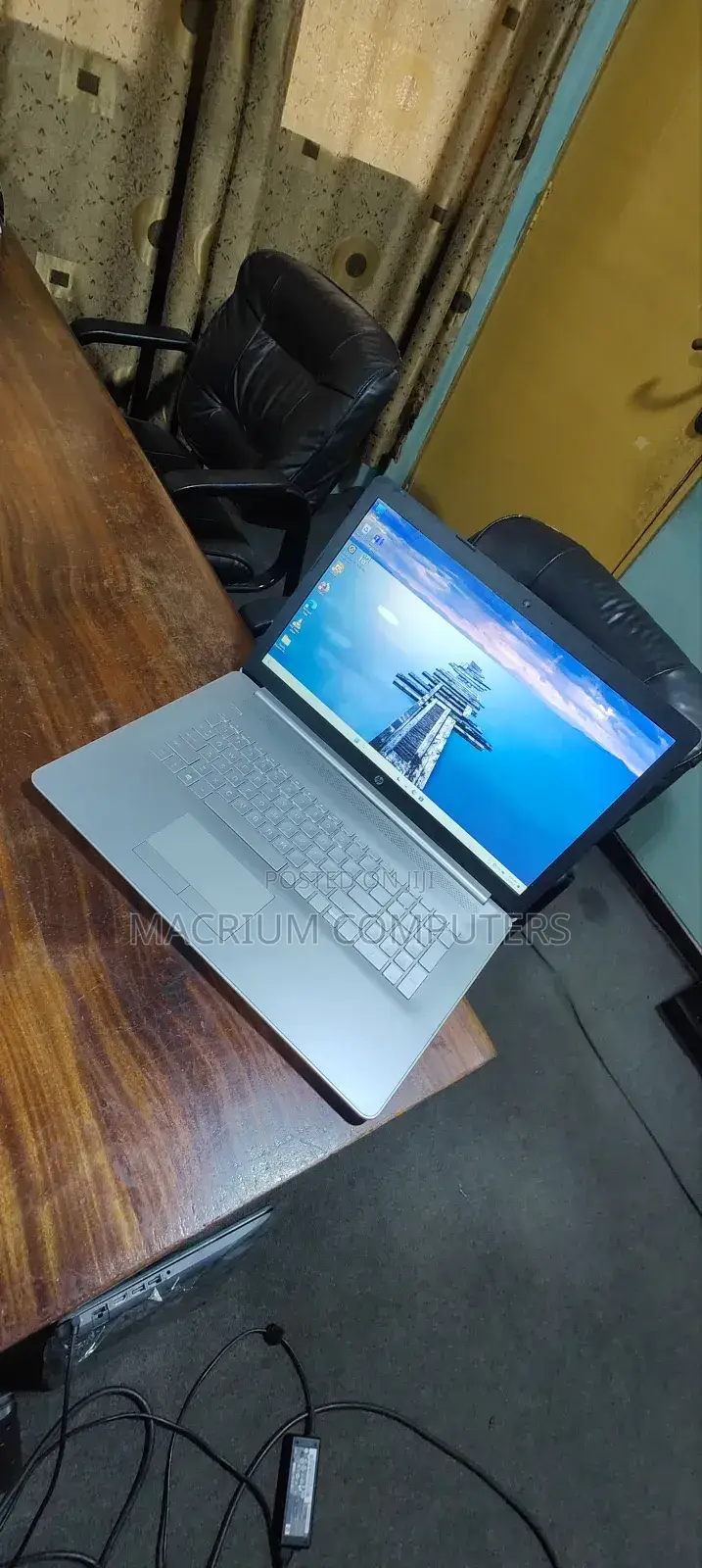 Laptop HP Pavilion 17 8GB Intel Core I5 SSD 256GB