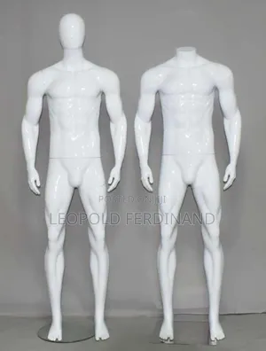 Male White Muscular Mannequins