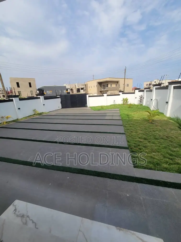 4bdrm House in Tse Addo, Tseaddo for sale