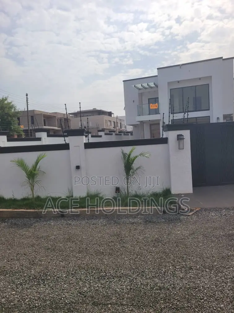 4bdrm House in Tse Addo, Tseaddo for sale