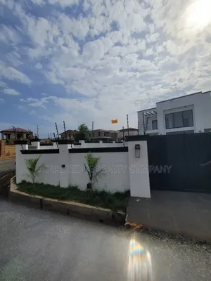 4bdrm House in Tseaddo, Accra Metropolitan for sale