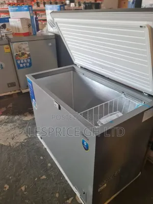 Midea 294l Freezer: Lockable Lid for Safety!